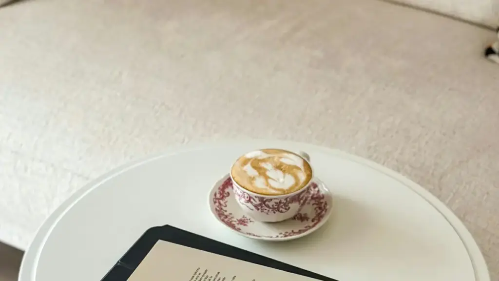 Bosnia and Herzegovina မှာနေတဲ့ Taobao creators တွေကို local city-guide content အတွက်ရွေးချယ်နှိုင်းယှဉ်ပြီး ဆက်သွယ်ဖို့နည်းလမ်းများ၊ platform strategy နဲ့ risks ကို praktikal လမ်းညွှန်။