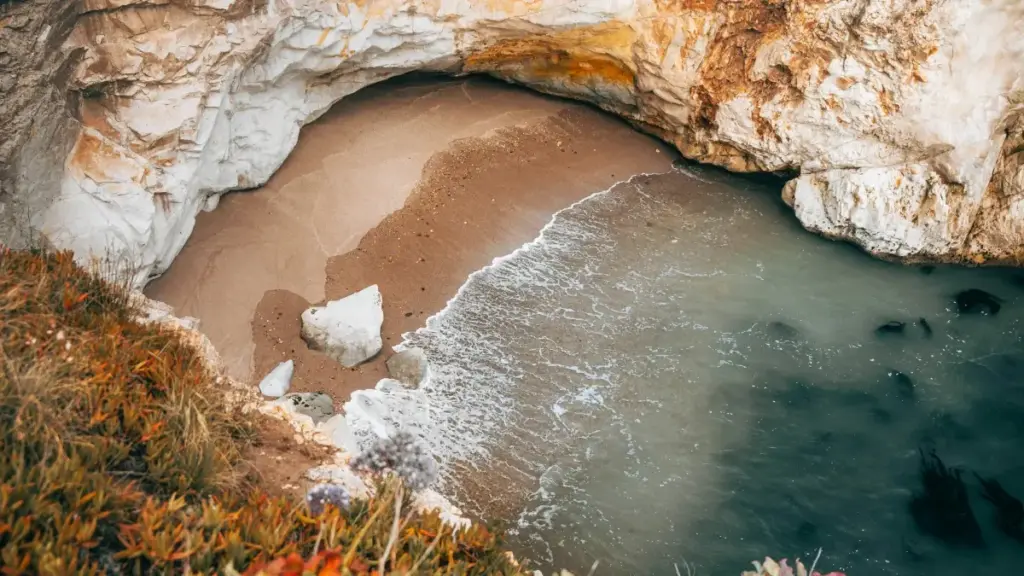 ဘဟရိန်အတွက် Shopee creators တွေကို ရှာဖွေနည်း လိုချင်လား။ အမှန်တကယ်လုပ်ပေးမယ့် outreach ကိရိယာ၊ partnership မျိုးစုံနဲ့ launch strategy တွေကို မြန်မာစတိုင်းလ်နဲ့ရှင်းပြထားပါတယ်။