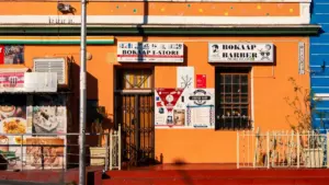 မြန်မာရဲ့ Josh creators တွေကို လက်တွေ့နည်းလမ်းနဲ့ရှာဖွေခြင်း၊ micro-influencers တွေနဲ့ authentic ပူးပေါင်းနည်းတွေ၊ platform strategy နဲ့ measurement tips တို့ကို အကျိုးရှိစေ တိုက်ရိုက်လမ်းညွှန်ပါတယ်။