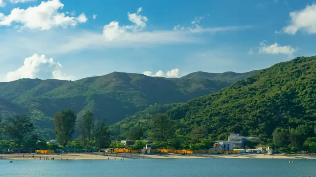 မြန်မာလင့့်အတွက် practical လမ်းညွှန် — ကိုလံဘီယာ Reddit creators တွေကို ရှာ၊ streamers နဲ့ချိတ်ပြီး app installs မြှင့်နည်း။