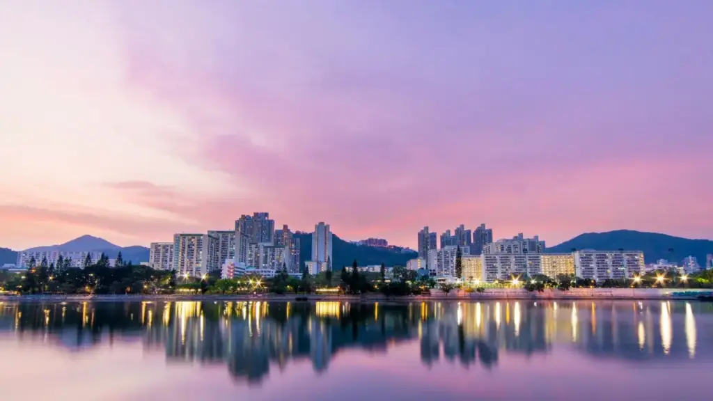 Spotify ပေါ် Sweden brand တွေကို contact ပေးပြီး content နဲ့ monetize လုပ်နည်းများ၊ local trend နဲ့ outreach လမ်းကြောင်း practical guide တစ်ခု။