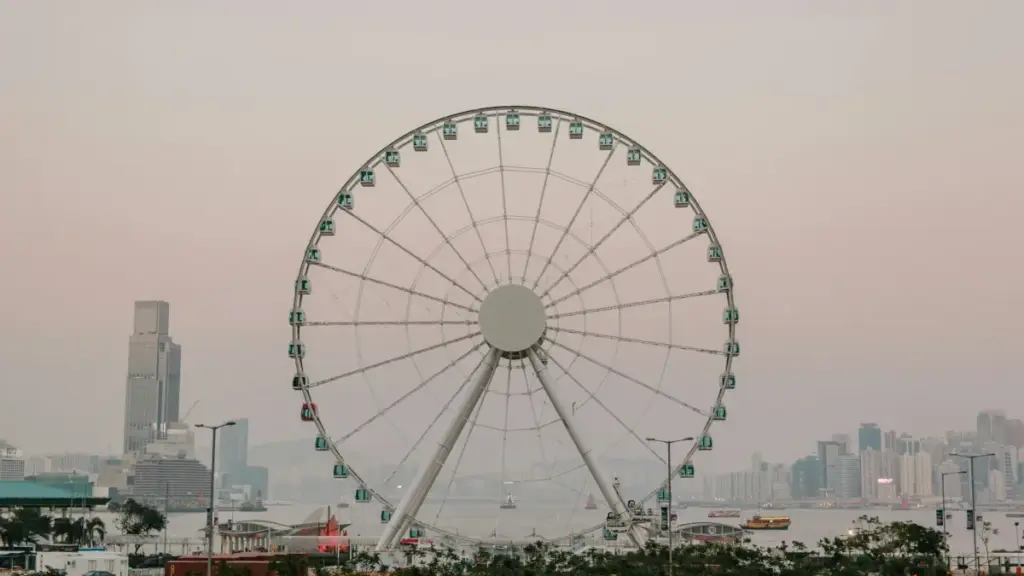 Chingari အပလီကေးရှင်းရဲ့ Creator Cuts နဲ့ GARI token ကို အသုံးပြုပြီး New Zealand ဘရင်ด์တွေကို reach out ဖို့ မြန်မာ creator တွေအတွက် လက်တွေ့နည်းလမ်း၊ outreach မက်ဆေ့ချ်နမူနာတွေ၊ risk နှင့် follow-up content အကြံပေးချက်များ။