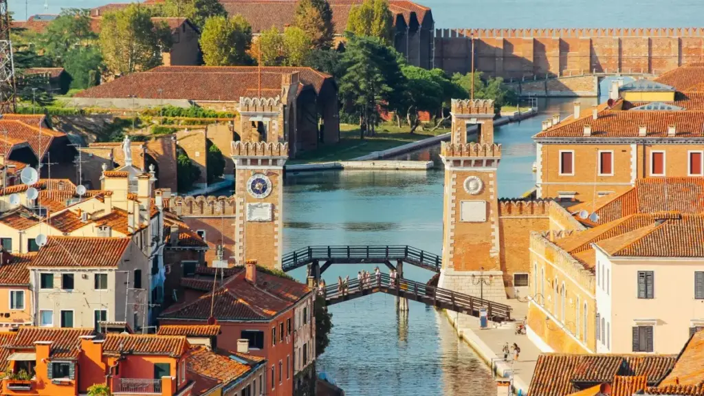 မောင်ရွှေ ကြိုက်နှစ်သက်စေမယ့် Montenegro ရဲ့ vkontakte (VK) ဖန်တီးသူတွေကို မြန်မြန်ရှာယူပြီး engaged audience များကို lead အဖြစ်ပြောင်းနည်းလမ်းများကို practical ရှင်းပြထားပါတယ်။