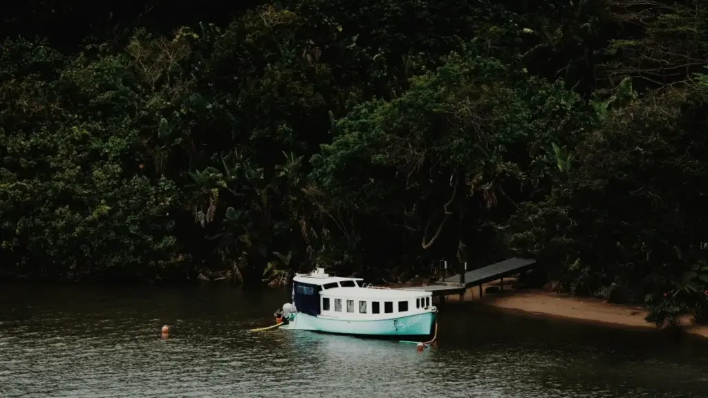 အီသီယိုးပီးယား creator တွေကိုဘယ်လိုရှာမလဲ၊ limited edition drops ကိုဘယ်လိုတင်မလဲဆိုတာကို creator discovery, brand fit, deal flow နဲ့ conversion အထိလက်တွေ့ရှင်းပြထားတယ်။